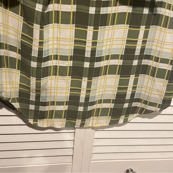 Green Racerback Top - Picture 4 of 4